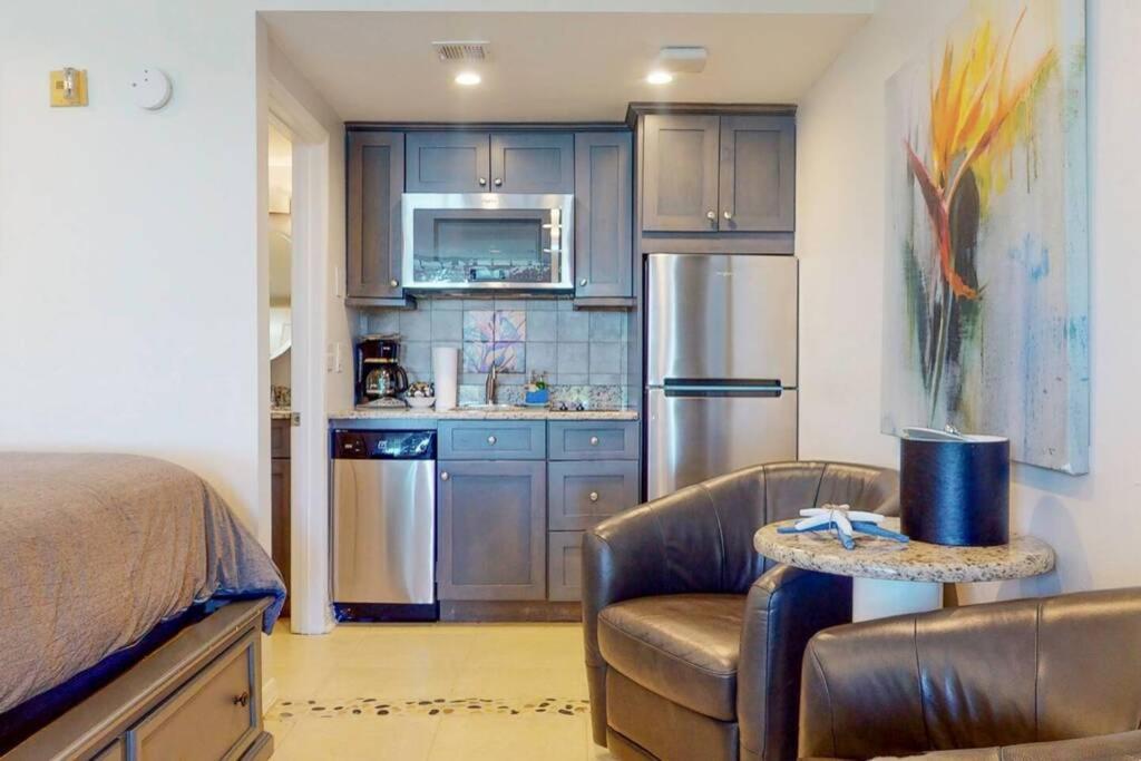 Sea Spray, Studio 114, Beach Steps Away! Pool+Wifi Ruskin Esterno foto